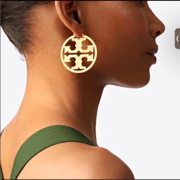 NWOT Tory Burch Miller Hoop Earring - Picture 2 of 6
